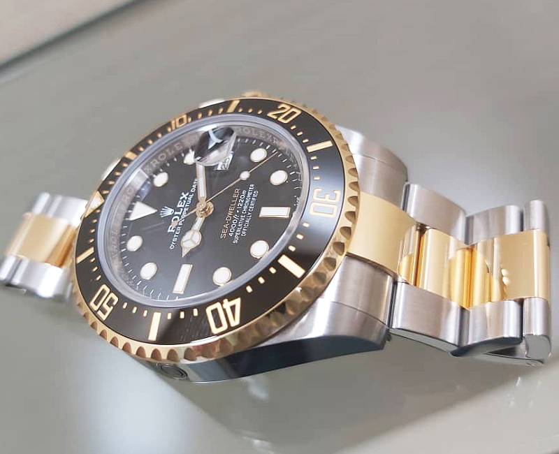 Sea Dweller half gold 126603