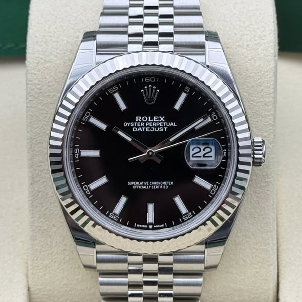 20260122-001 - Brand New Rolex Datejust 41 Black Dial