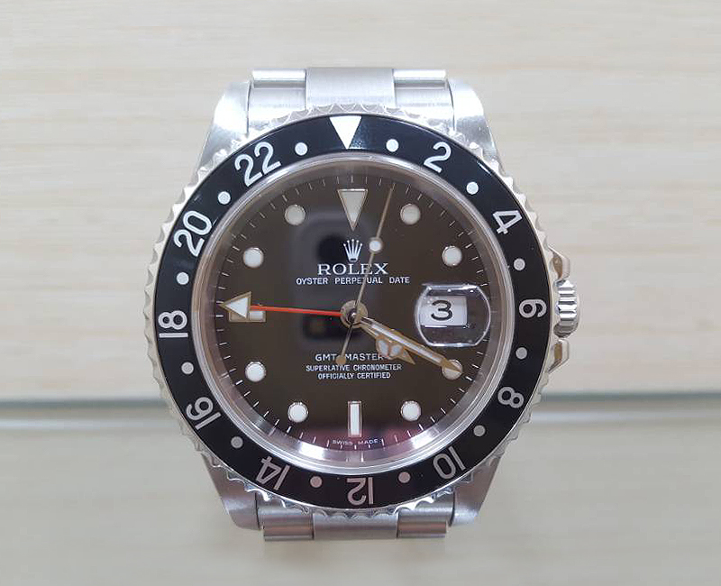 GMT 16710 with black bezel insert